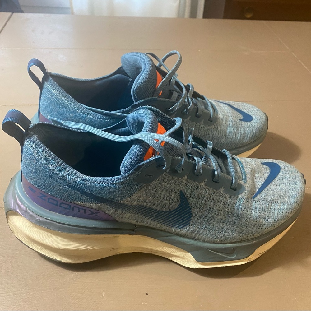 Nike Invincible Run 3